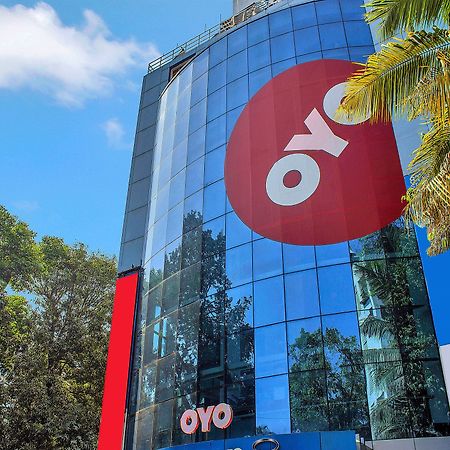 Oyo 11089 Hotel Deccan 8 푸네 외부 사진