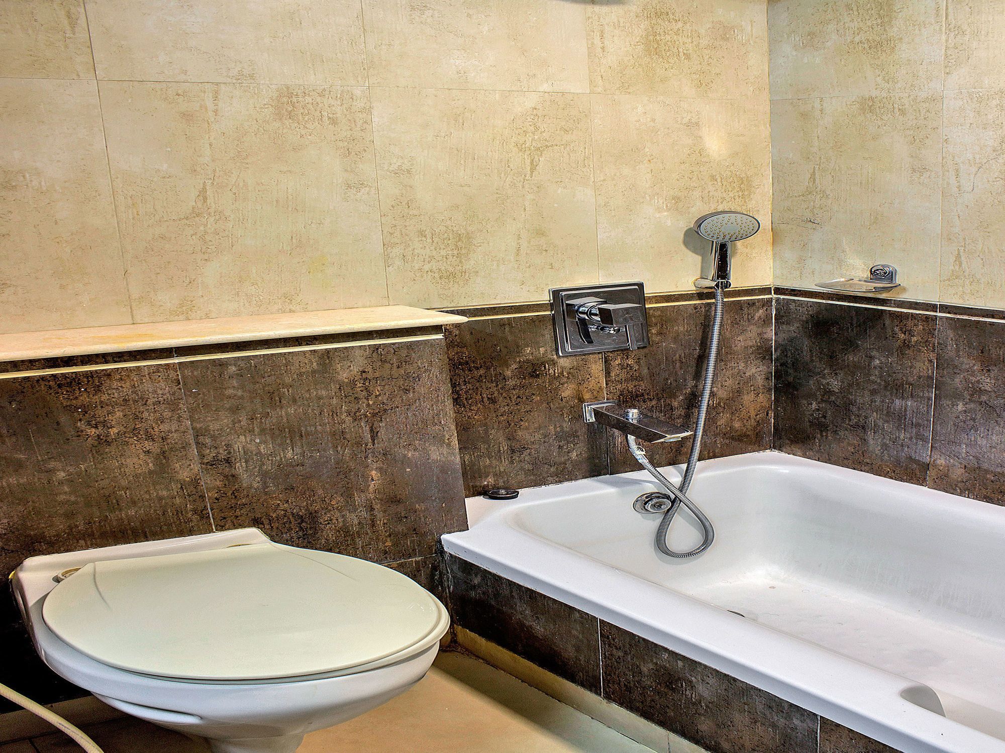 Oyo 11089 Hotel Deccan 8 푸네 외부 사진